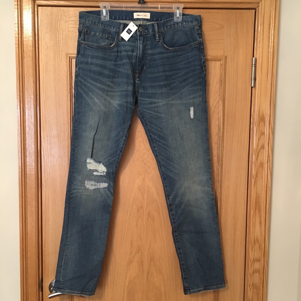 NWT Gap 1969 Skinny Straight Destroyed Jeans Sz 34